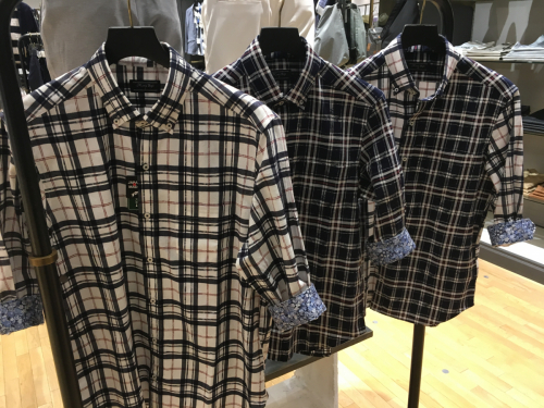 大人向けチェックシャツ‼︎