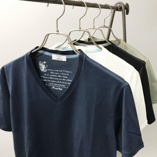 ☆ Albini  T-shirt ☆